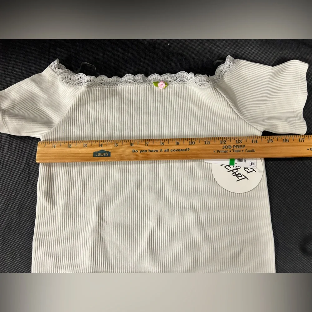 Ribbed Crop Blouse with Short Sleeves - Picture 5 of 13